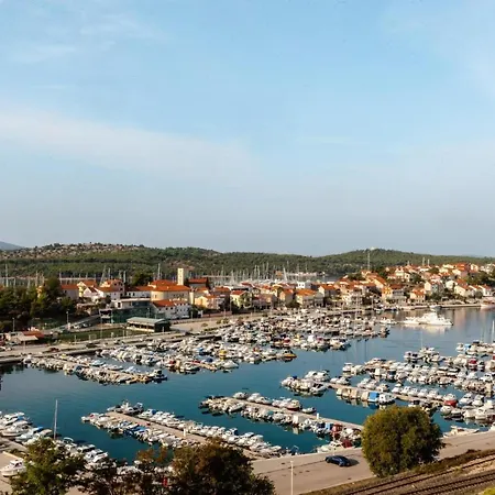 'sd Palacin' 旅馆 希贝尼克